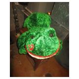FROG PLUSH TOY