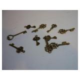 KEY JEWELRY CHARMS / FINDINGS