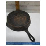 CAST IRON FRY PAN