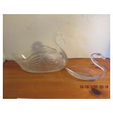 GLASS SWANS ï¿½ MOM & BABY - SMALL CHIGGER