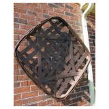 TOBACCO BASKET WEATHERED - OUTSIDE