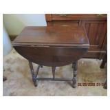 GATED LEG TABLE 20 X 11 X 23 INCHES