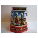 ENESCO MUSIC BOX YOU OUGHTA BE IN LIGHT - PLAYS