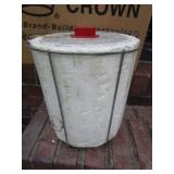 VINTAGE MINNOW BUCKET