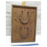 HORSESHOE WALL DECOR