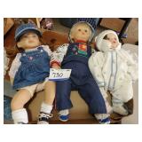 3 Dolls