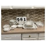 CorningWare 23 Pieces including lids