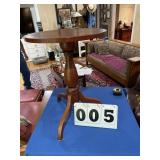 Wood accent table 28 inches tall x 20 inches x 15