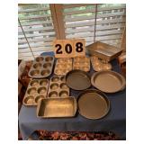 11 Baking pans