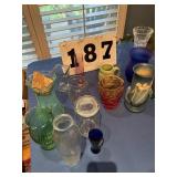 14 glass items (1 vase Roseville USA 8 inch)