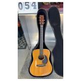 Hohner guitar with case (one broken string)