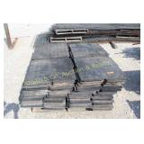 BLACK RUBBER LIVESTOCK PADS