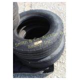 2 TIRES - 215 / 75R 17.5 2 TIRES - 215 / 75R 17.5