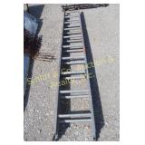 ALUMINUM EXTENSION LADDER