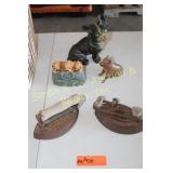 3 CAST IRON BULL DOGS, 2 IRONS 3 CAST IRON BULL DOGS, 2 IRONS