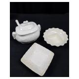 Vintage White Daisy Soup Server w/Ladle and Bowls