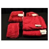 New Bath Set - Berry Color - Rugs and Towels-Nice!