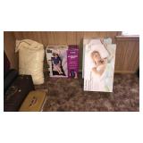 Massage mat & memory foam pillows