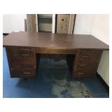 72" x 31" x 28" Wood Desk