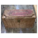 Storage box w/ removable shelf Storage box w/ removable shelf