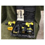 Dewalt 12 volt drill set