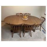 Dining Room Table-5 Chairs & 3 Leafs for Table