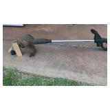 Black & Decker electric weedeater with extra spool