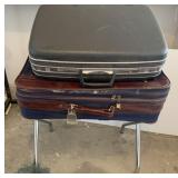 Samsonite Luggage & Metal Rack