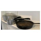 Vintage Club Aluminum Hammercraft Set & Cast Iron