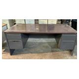 Executive Desk w/ Keys