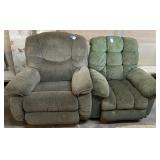 Pair of La-Z-Boy Recliners, Green
