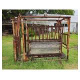 Cattle Squeeze Chute