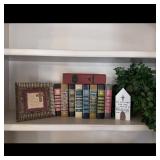 Readers Digest Books and Dï¿½cor