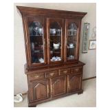 2 Piece China Hutch