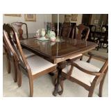 Kincaid Dining Table & Chairs