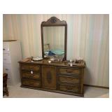 7 - Drawer Dresser w/ Mirror