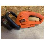 18" Electric Black & Decker Hedge Trimmer