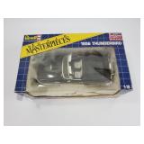 Revell Die Cast 1:18 1956 Thunderbird