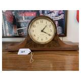 Wood mantel clock