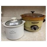 2 Rival crock pots