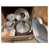 Assorted cake pans