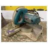 Makita 10' Compound Saw Makita 10' Compound Saw