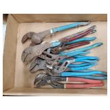 Assorted Pipe Wrenches Assorted Pipe Wrenches