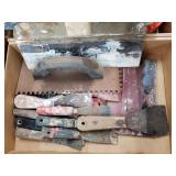 Trowels & Putty Knives Trowels & Putty Knives