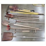 Asst. shovels, rakes, hoe, etc. Asst. shovels, rakes, hoe, etc.