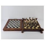 2 Chessboard and pieces