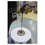 LOT, 32 PCS, 12" H GOLD ORNATE PLACE CARD HOLDERS