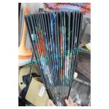 LOT, 8 ASST ORIENTAL FANS