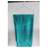 LOT, 11PCS TEAL SATIN 132"D ROUND LINENS