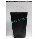 LOT, 33PCS, BLACK DUPIONI 132"D ROUND LINENS